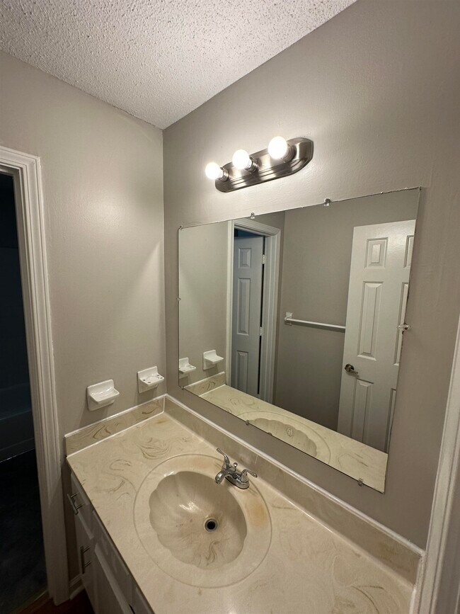 Building Photo - 4439 Green Creek