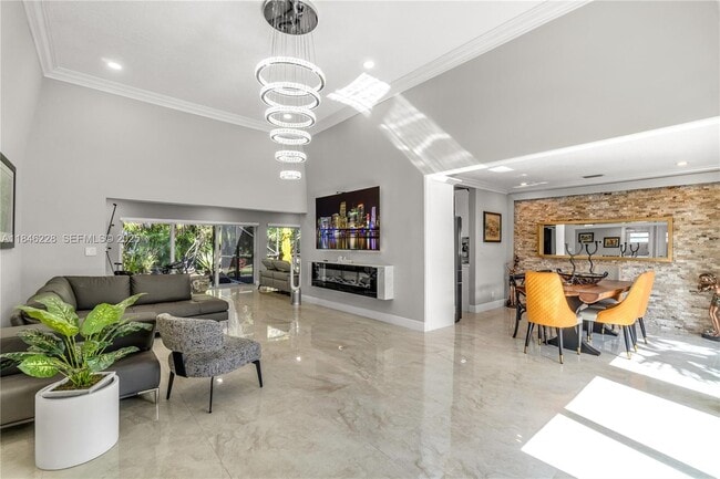 Building Photo - 5601 White Cedar Ln