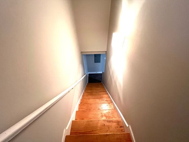 Building Photo - Everything You've Been Dreaming of is Here! Lease Today!!