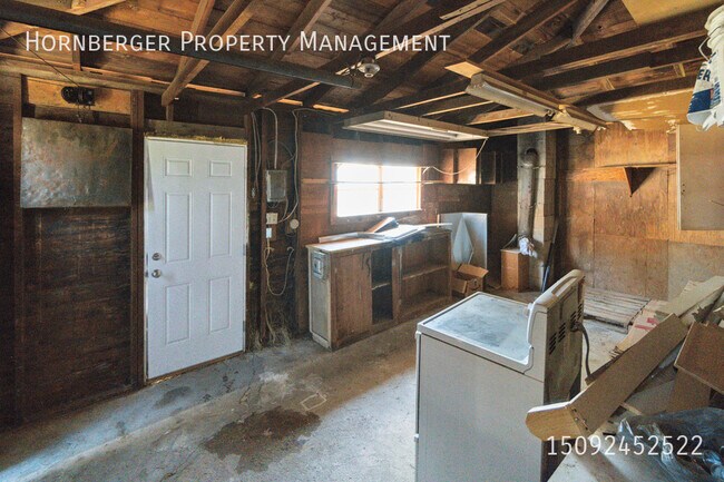 Building Photo - 4118 E Hastings Ave