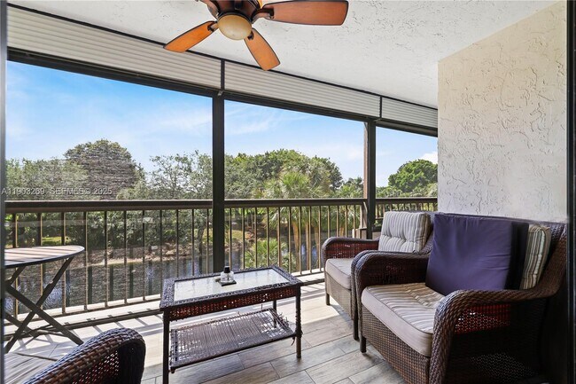 Building Photo - 6620 Boca Del Mar Dr