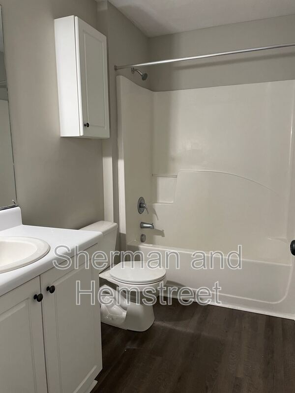 Building Photo - 3301 London Ct SW