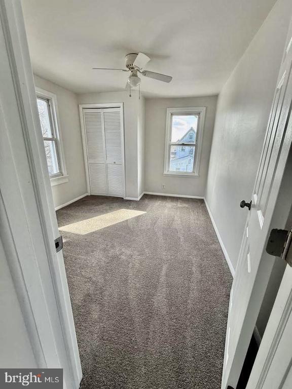 Building Photo - 136 Webster St