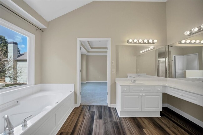 Building Photo - Move into this home and share in its appreciation with Acre.  See more at www dot acrehomes dot com