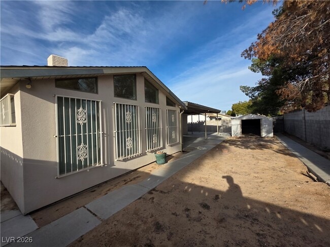 Building Photo - 3214 Anacapa Way