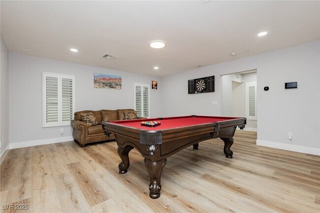 Building Photo - 8095 Carpenter Creek Ave