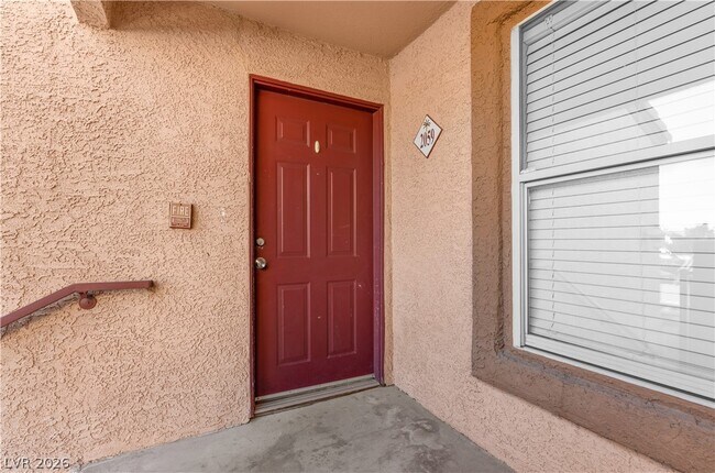 Building Photo - 1150 N Buffalo Dr