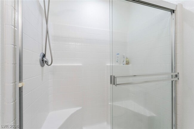 Building Photo - 1299 Raritan Pl