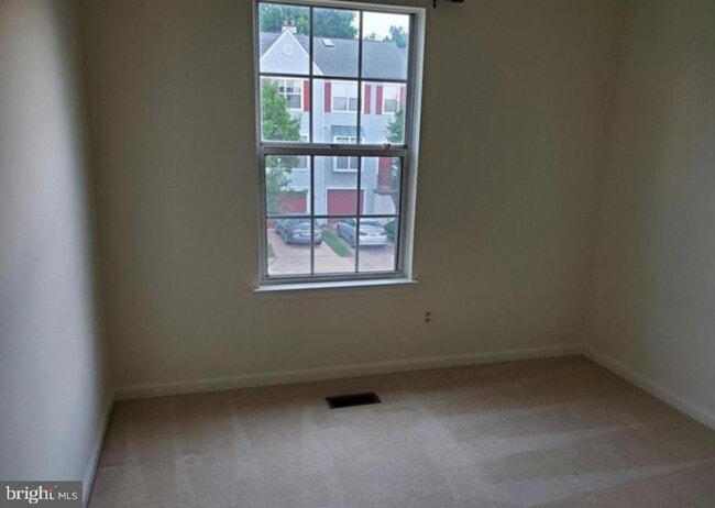 Building Photo - 6854 Signature Cir