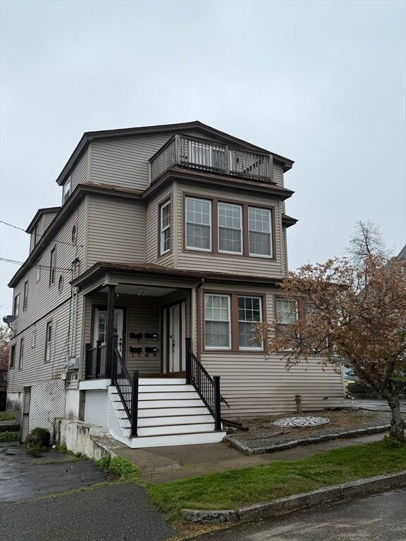 Building Photo - 119 Airlie St