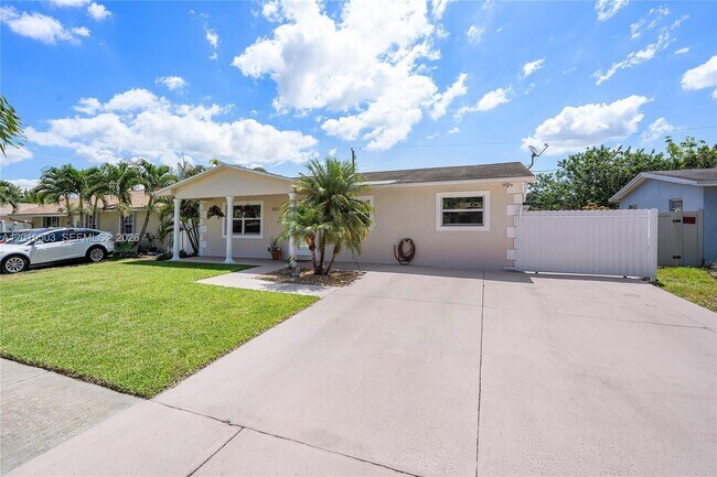 Building Photo - 3021 NW 72nd Way