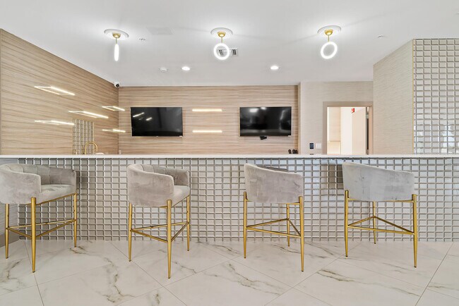 Building Photo - 5200 N Ocean Dr