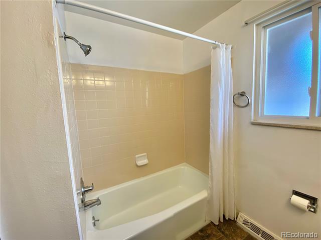 Building Photo - 6724 Yarrow St