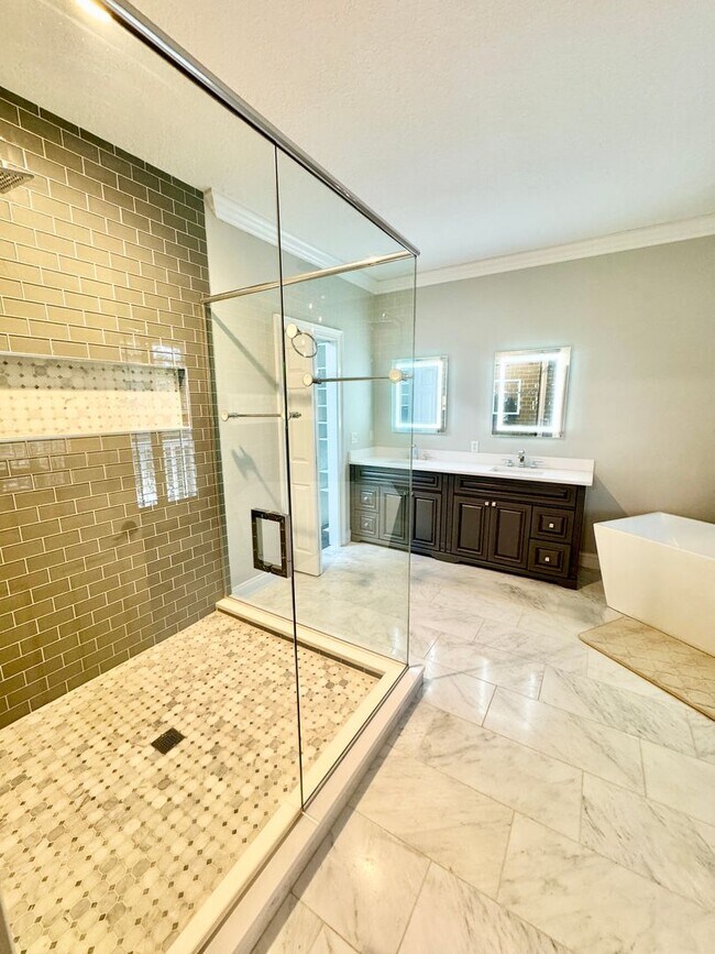 Building Photo - LUXURY RENTAL In Maitland - Winter Park Area 32751