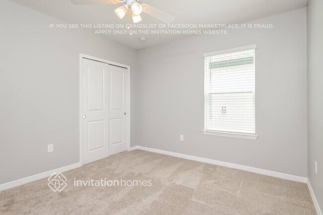 Building Photo - 117 Royal Fern Dr