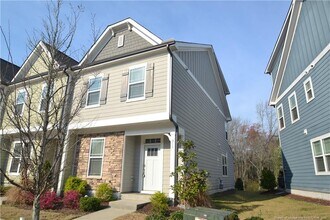 Building Photo - 311 Old Grove Ln