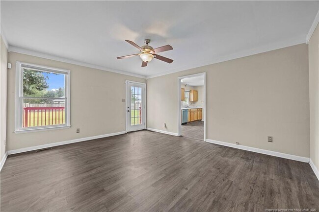 Building Photo - 6309 Cicada St