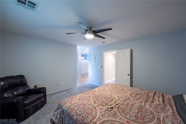 Building Photo - 5283 Broadlake Ln