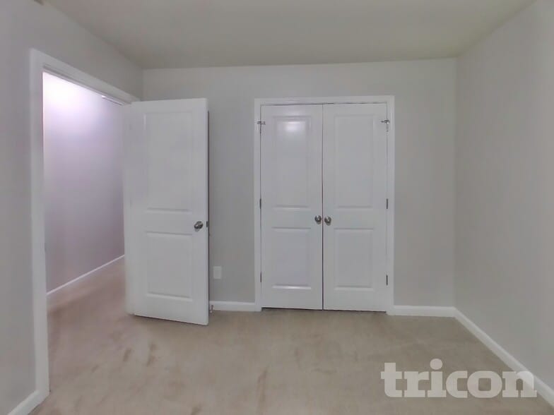 Building Photo - 121 Southwind Cir