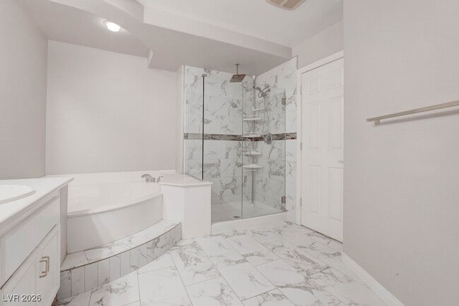 Building Photo - 7898 Spindrift Cove St