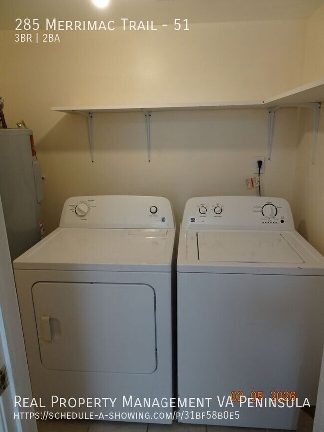 Building Photo - 285 Merrimac Trail