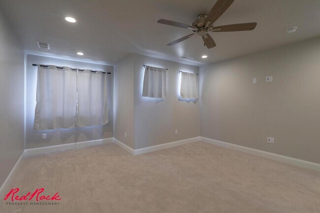 Building Photo - Welcome to Your Dream Home!