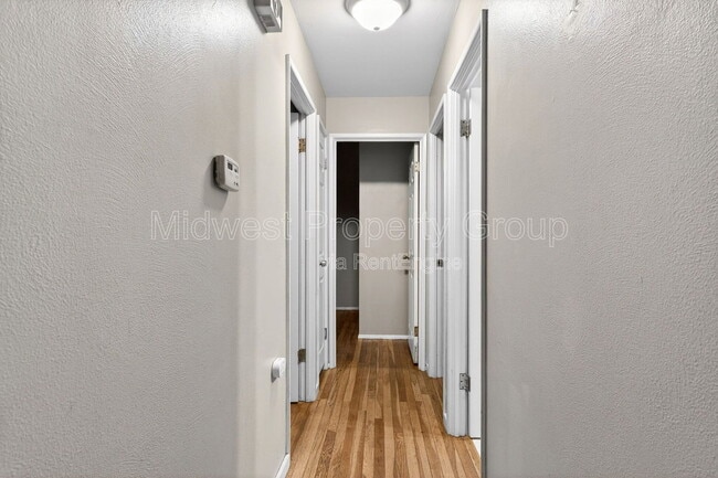 Building Photo - 1165 Lees Ln