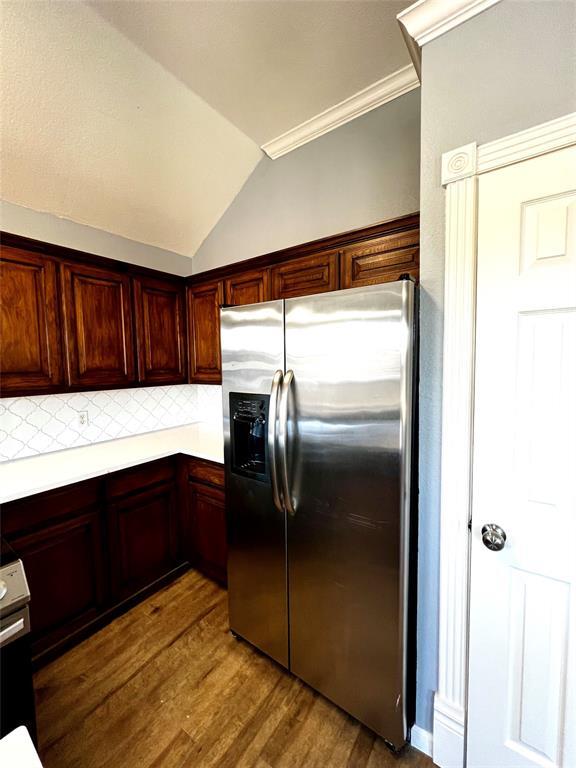 Building Photo - 537 Meadowcrest Dr