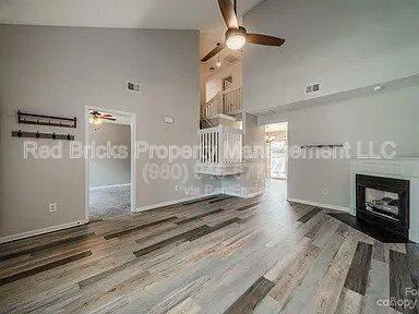 Building Photo - 11649 Boxer Ln