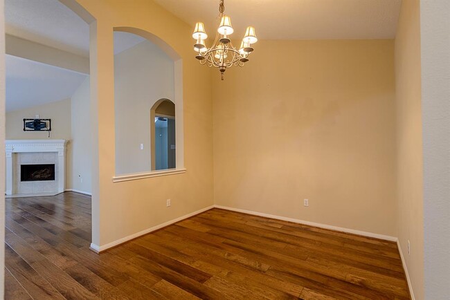 Building Photo - 19 Wild Orchid Ct