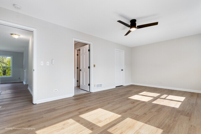 Building Photo - 1020 Prairie View Ct