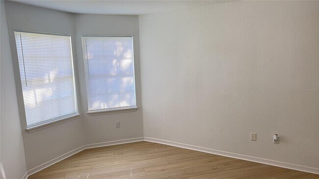 Building Photo - 7350 Westpointe Blvd