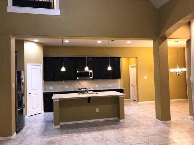 Building Photo - 5827 Chaste Ct