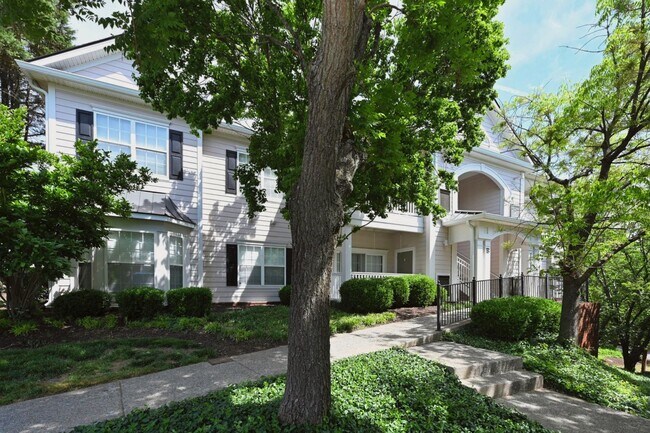 Building Photo - **SOPHISTICATED URBAN RETREAT IN THE HEART OF LENOX VILLAGE**