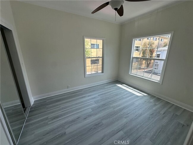 Building Photo - 1760 1/2 N Las Palmas Avenue Unit