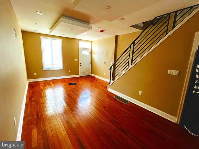 Building Photo - 2841 N Judson St