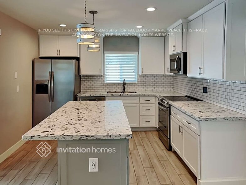 Building Photo - 2028 E Minton Dr