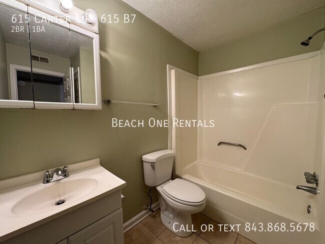 Building Photo - 615 Carter Ln