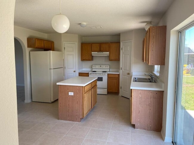 Building Photo - 217 Chadworth Dr