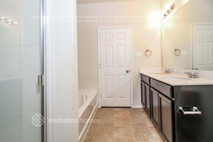 Building Photo - 3113 Layla Creek Dr