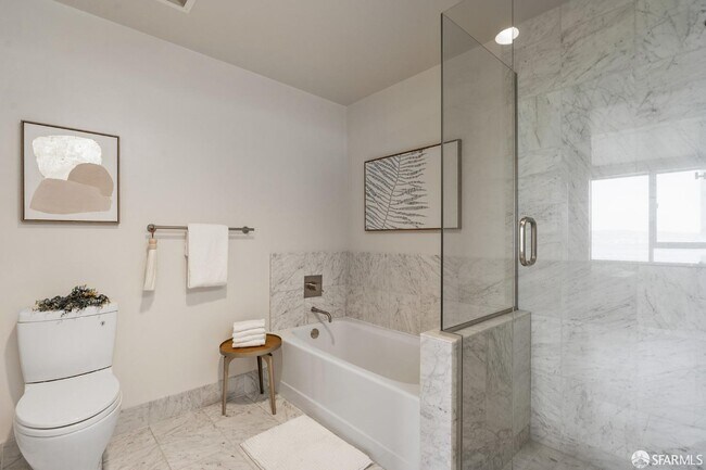 Building Photo - 501 Beale St