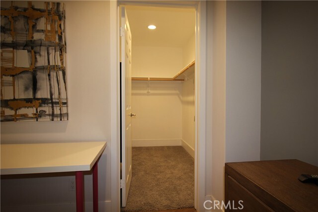 Building Photo - 15343 Lotus Cir
