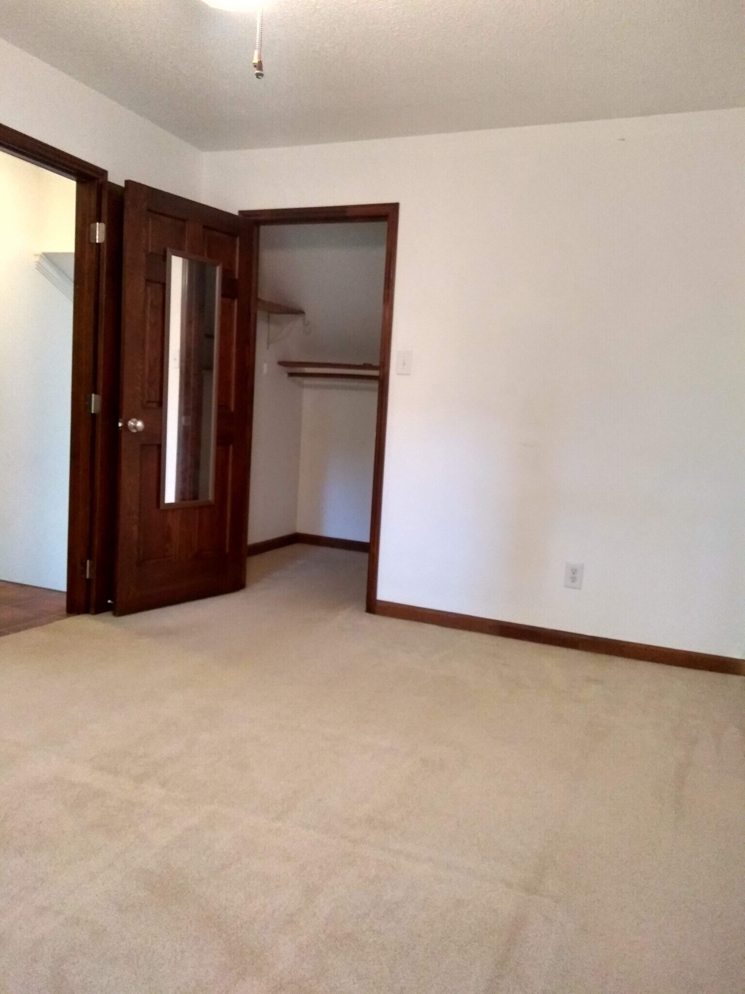 Building Photo - 5507 Kaplan Dr