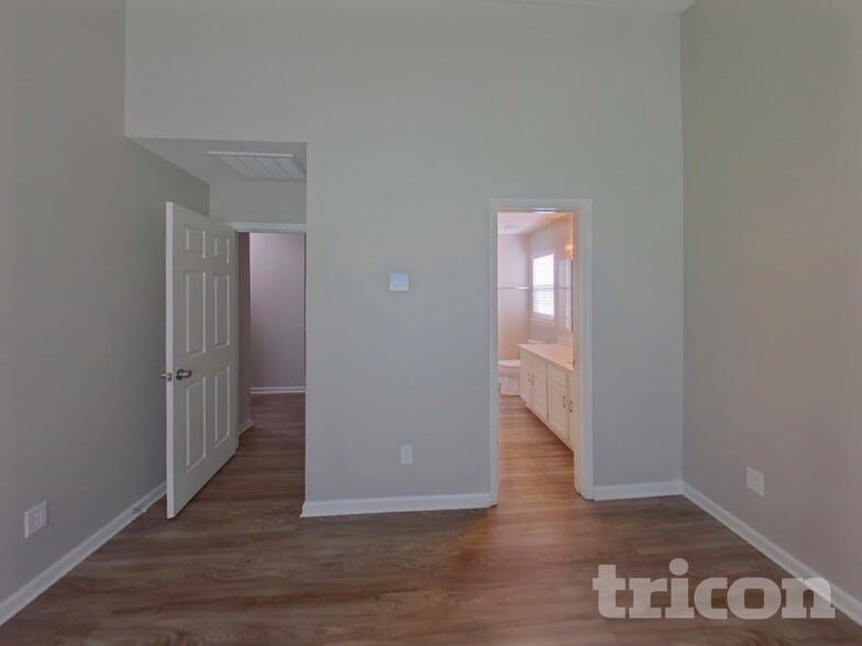 Building Photo - 1533 Moss Creek Dr