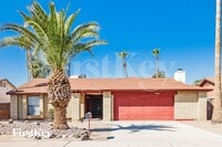 Building Photo - 10632 N 39th Ave