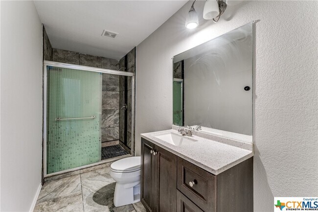 Building Photo - 300 Santolina Ln