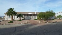 Building Photo - WINTER RENTAL -- 3 Bedroom 2 Bath Home
