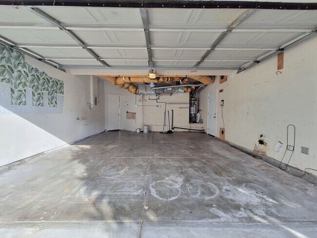 Building Photo - 1213 Panoche Ave