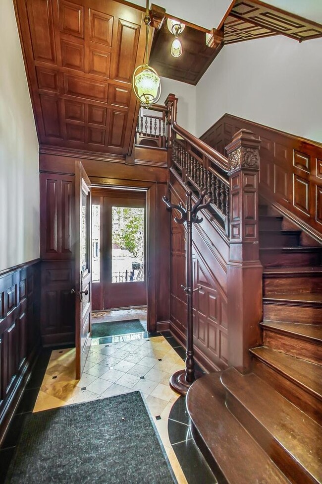 Building Photo - 2052 N Orleans St