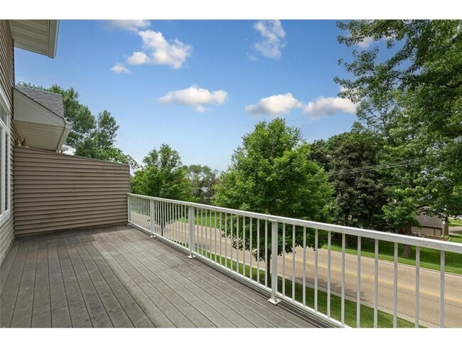 Building Photo - 1128 Shumway Ct